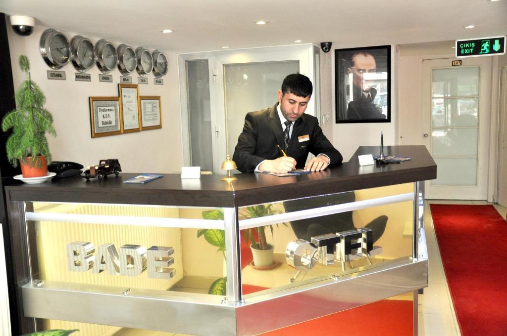 Bade 2 Hotel Istanboel Buitenkant foto